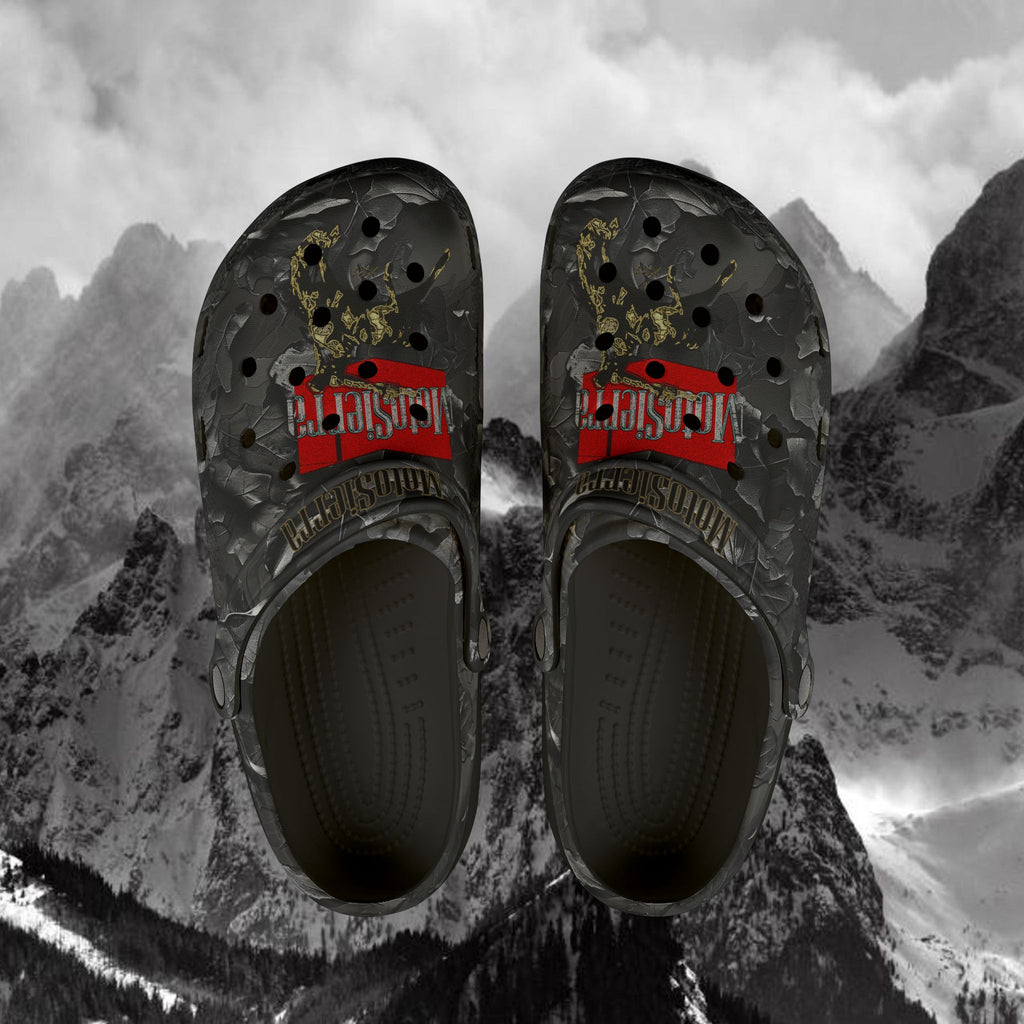 Warped Logo Leaf Pattern Foam Rubber Shoes