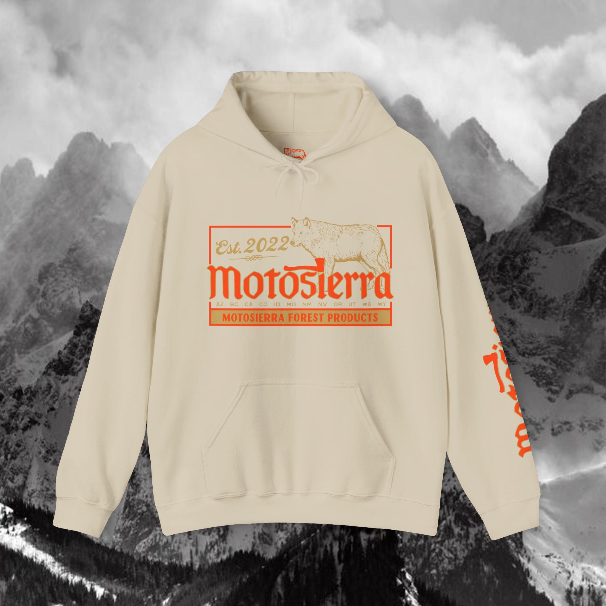 Wolf Heavy Blend Hoodie