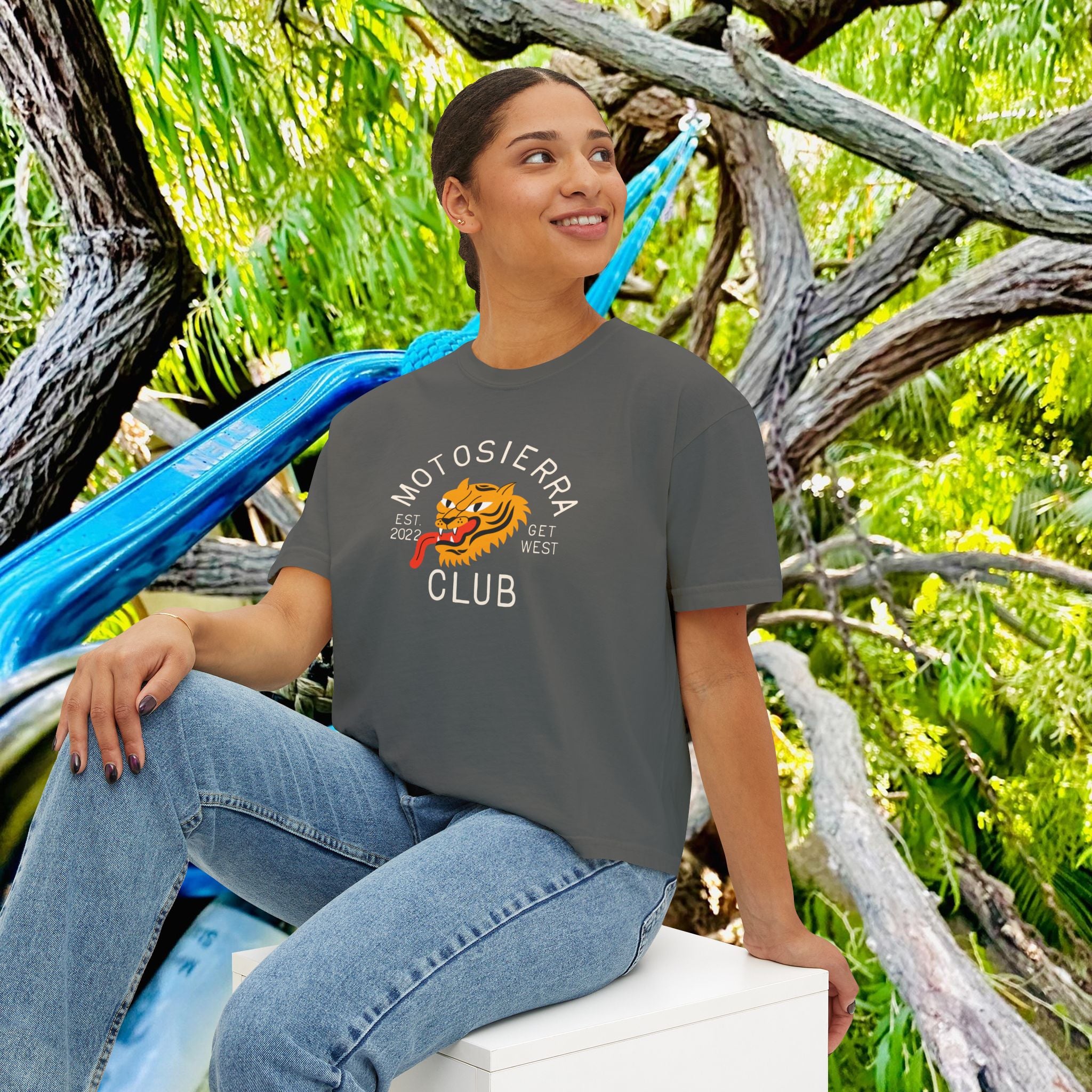 Valdivostok Women's Boxy Tee