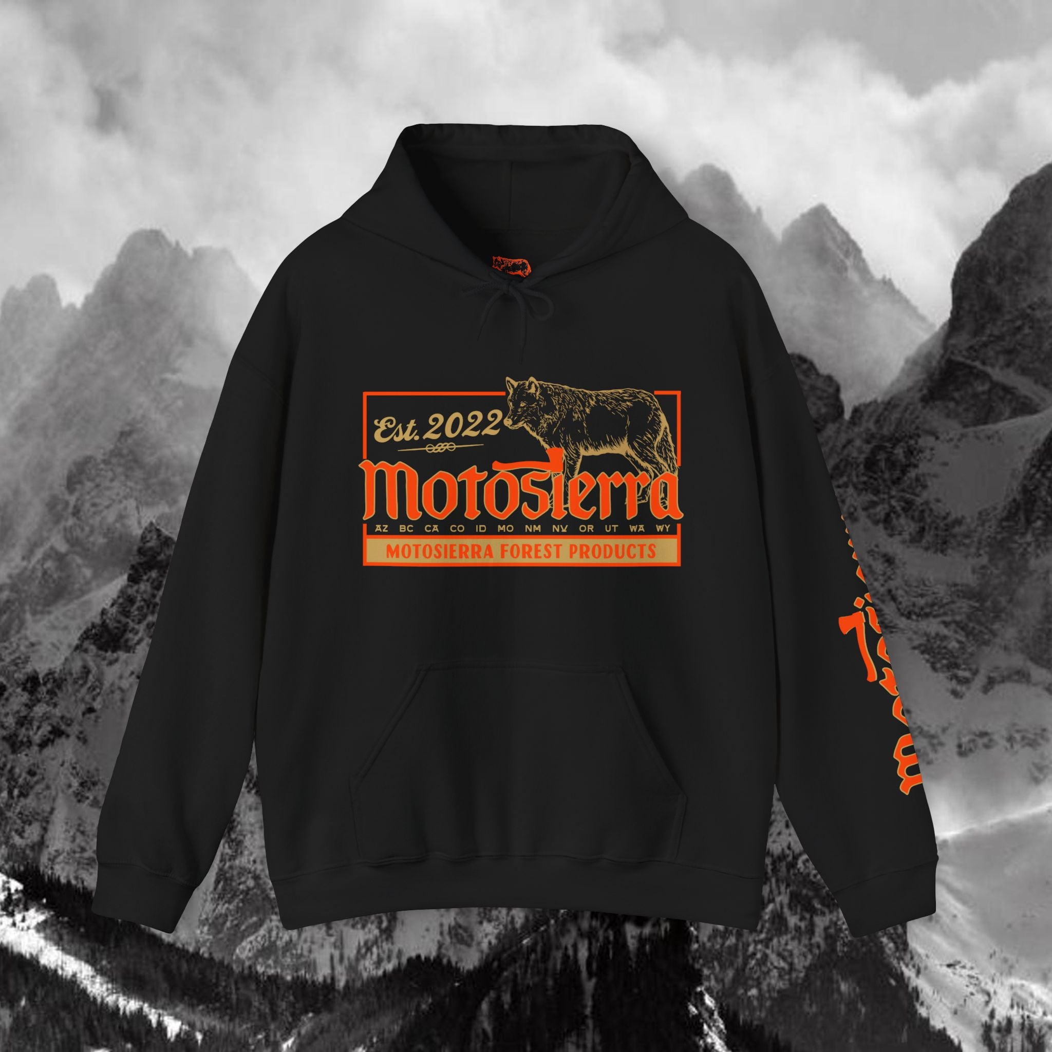 Wolf Heavy Blend Hoodie