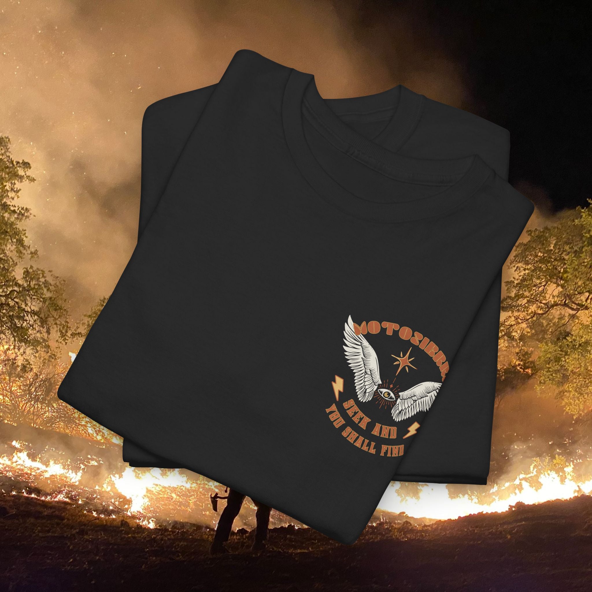 Flying Eye Unisex Heavy Cotton Tee