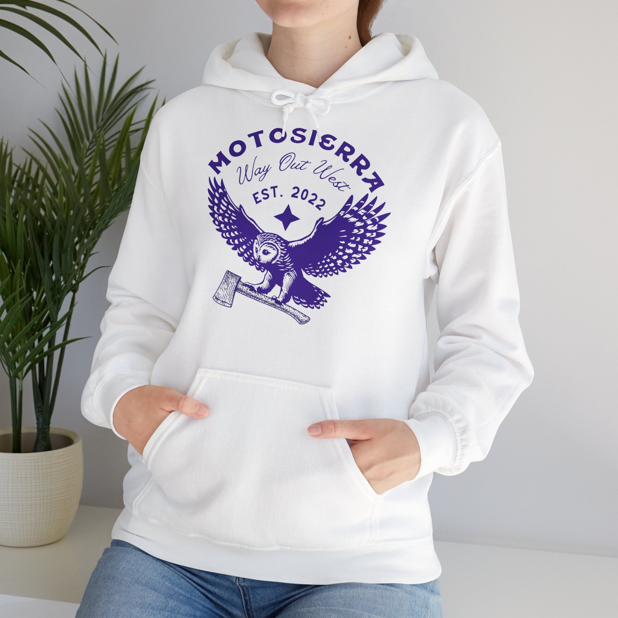 EU Motosierra Hoodie - Cozy Unisex Sweatshirt for Outdoor Lovers, Ideal Gift for Nature Enthusiasts, Perfect for Camping & Hiking