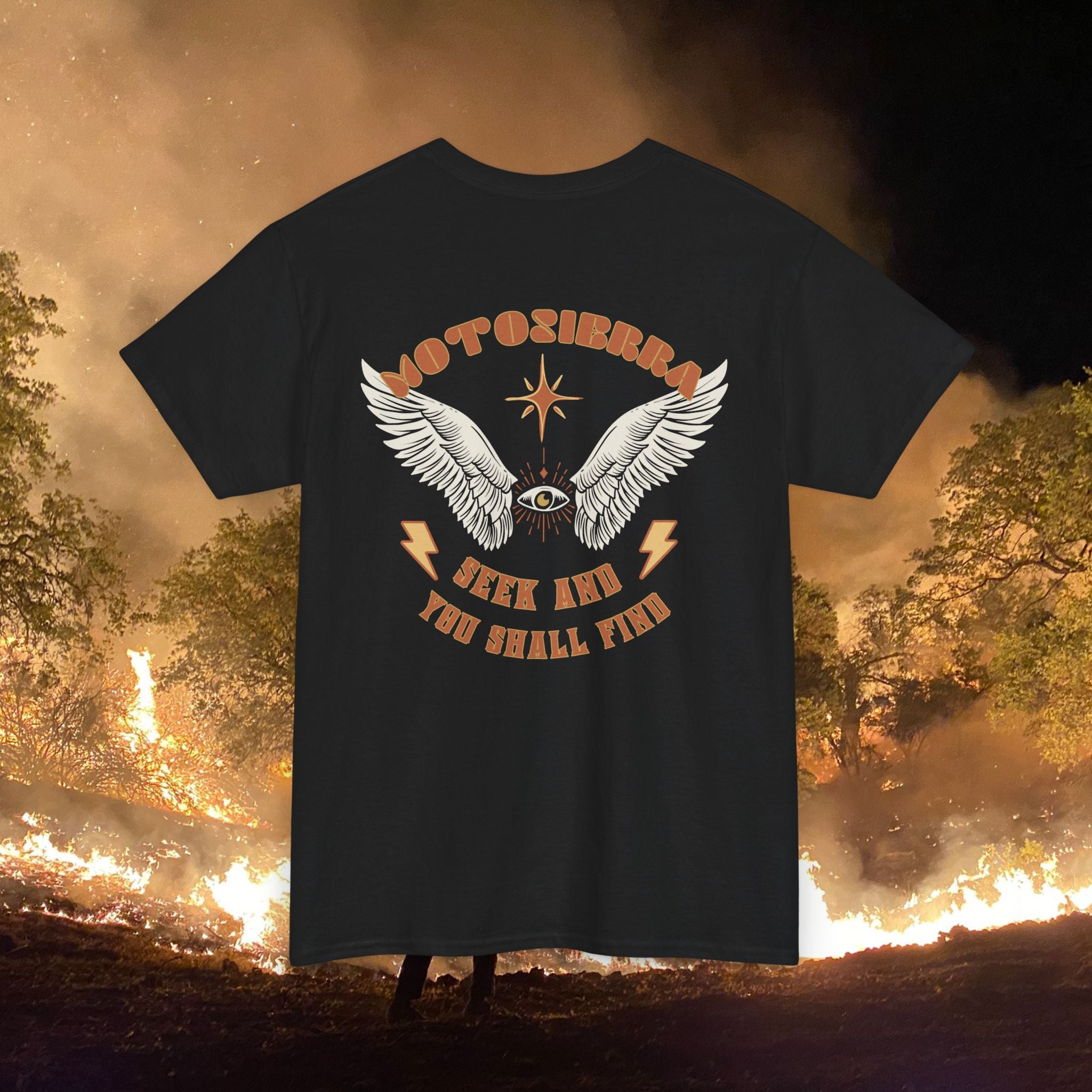 Flying Eye Unisex Heavy Cotton Tee