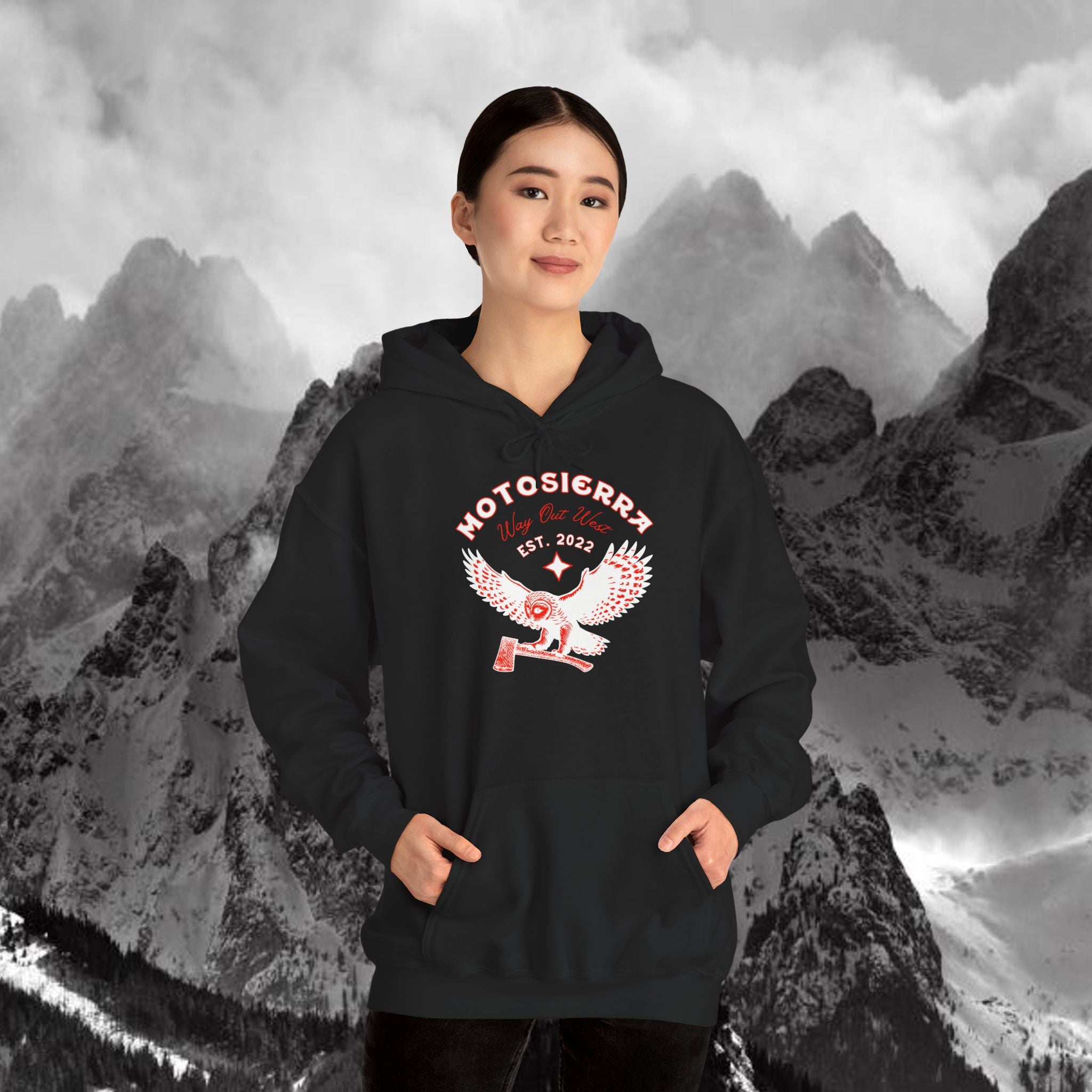 EU Motosierra Hoodie - Cozy Unisex Sweatshirt for Outdoor Lovers, Ideal Gift for Nature Enthusiasts, Perfect for Camping & Hiking