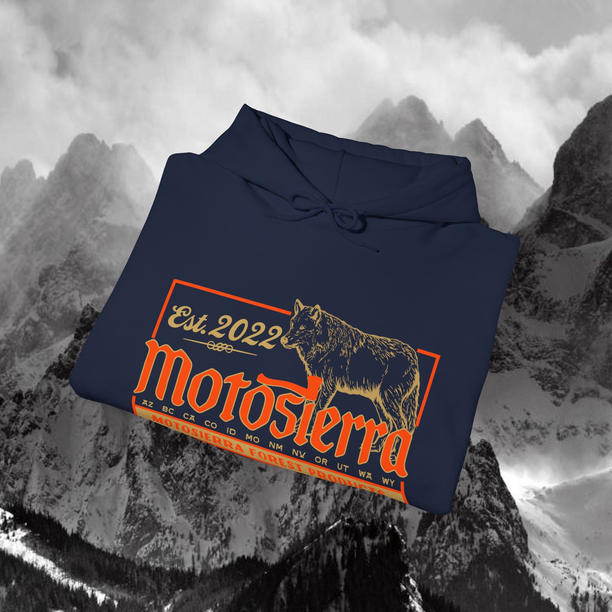 Wolf Heavy Blend Hoodie