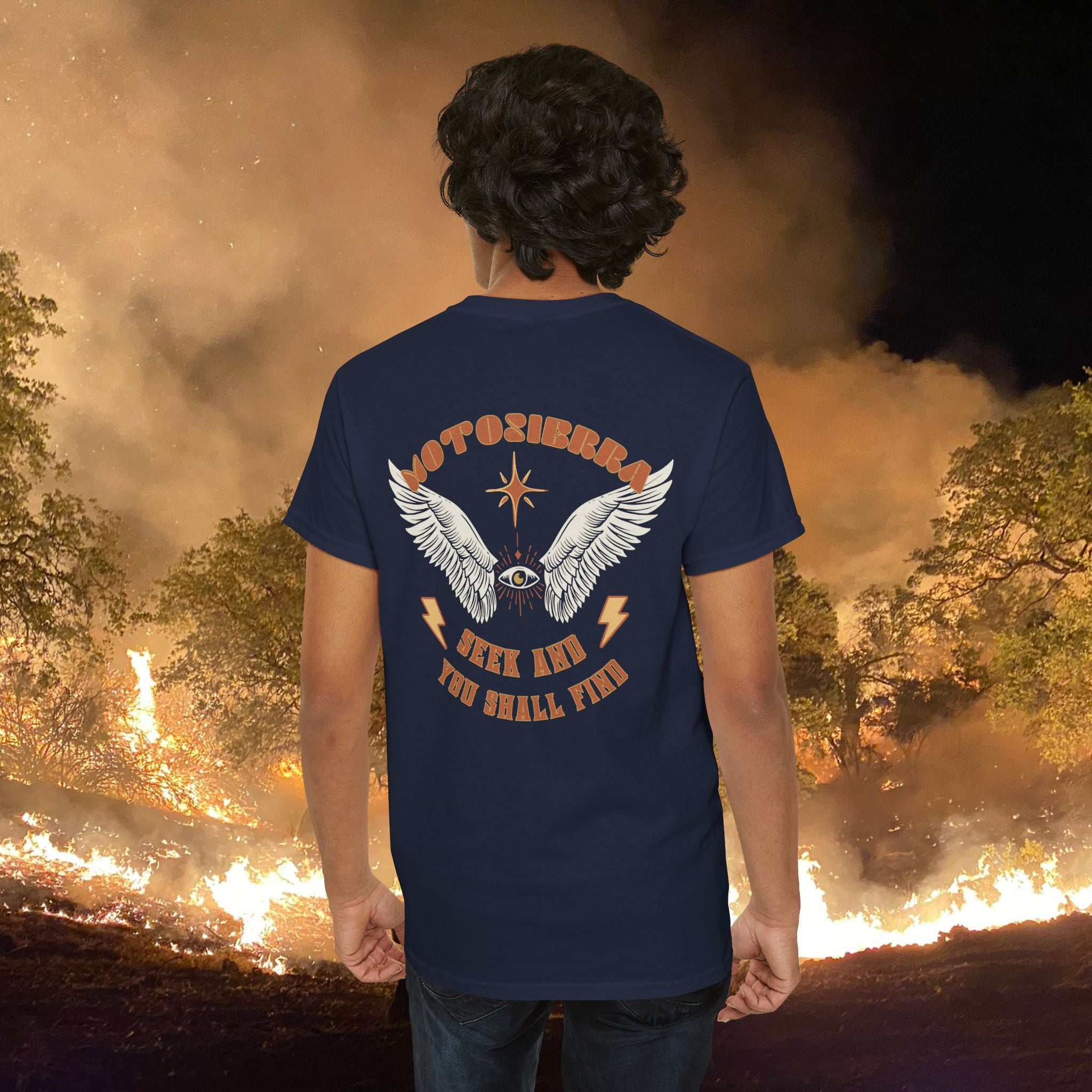 Flying Eye Unisex Heavy Cotton Tee