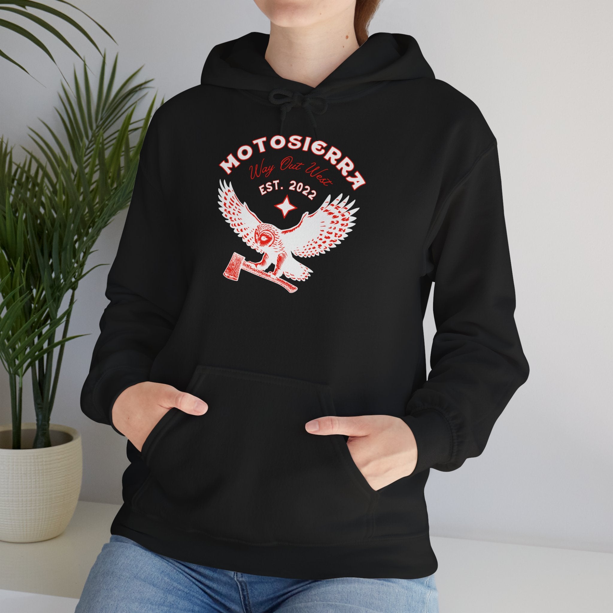EU Motosierra Hoodie - Cozy Unisex Sweatshirt for Outdoor Lovers, Ideal Gift for Nature Enthusiasts, Perfect for Camping & Hiking