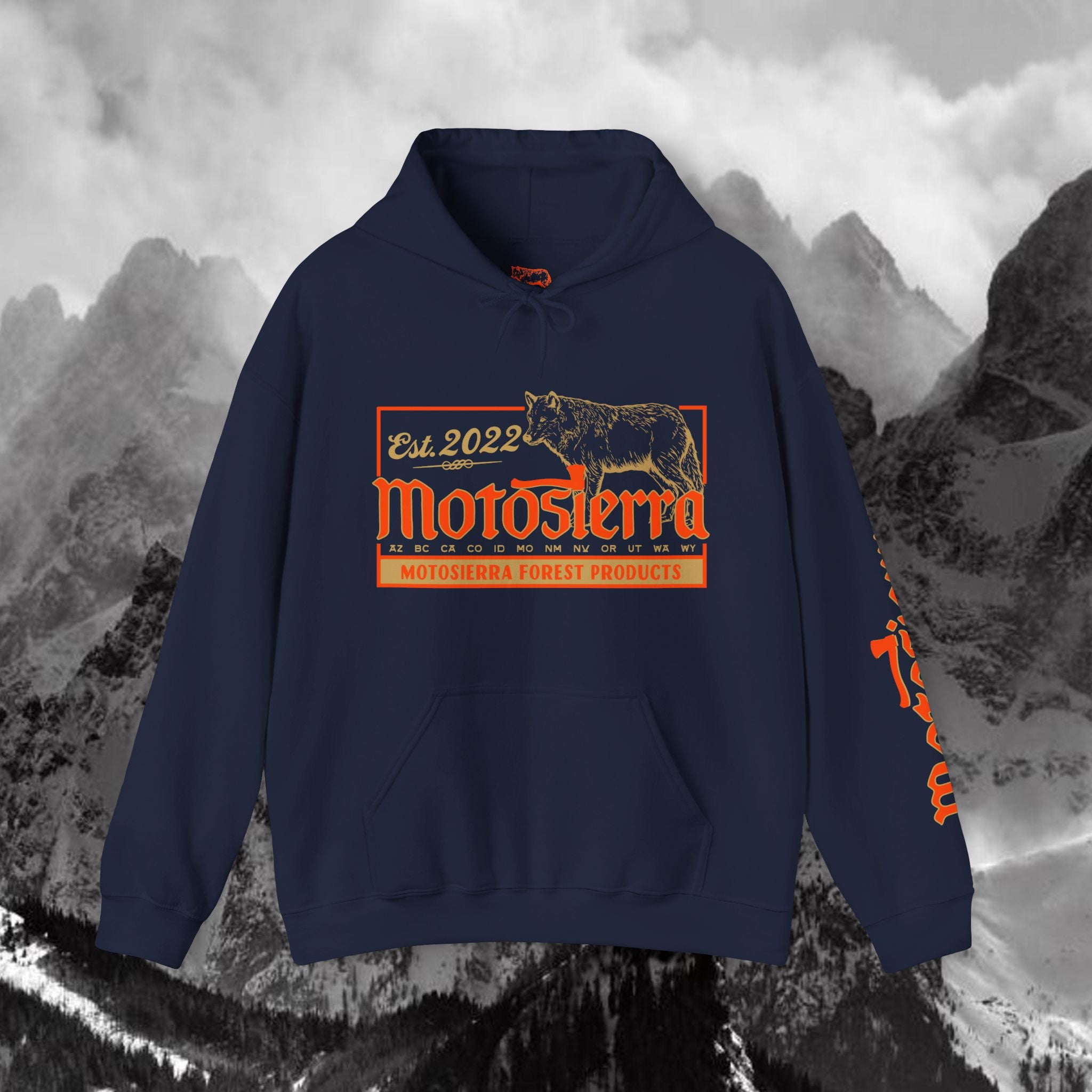 Wolf Heavy Blend Hoodie