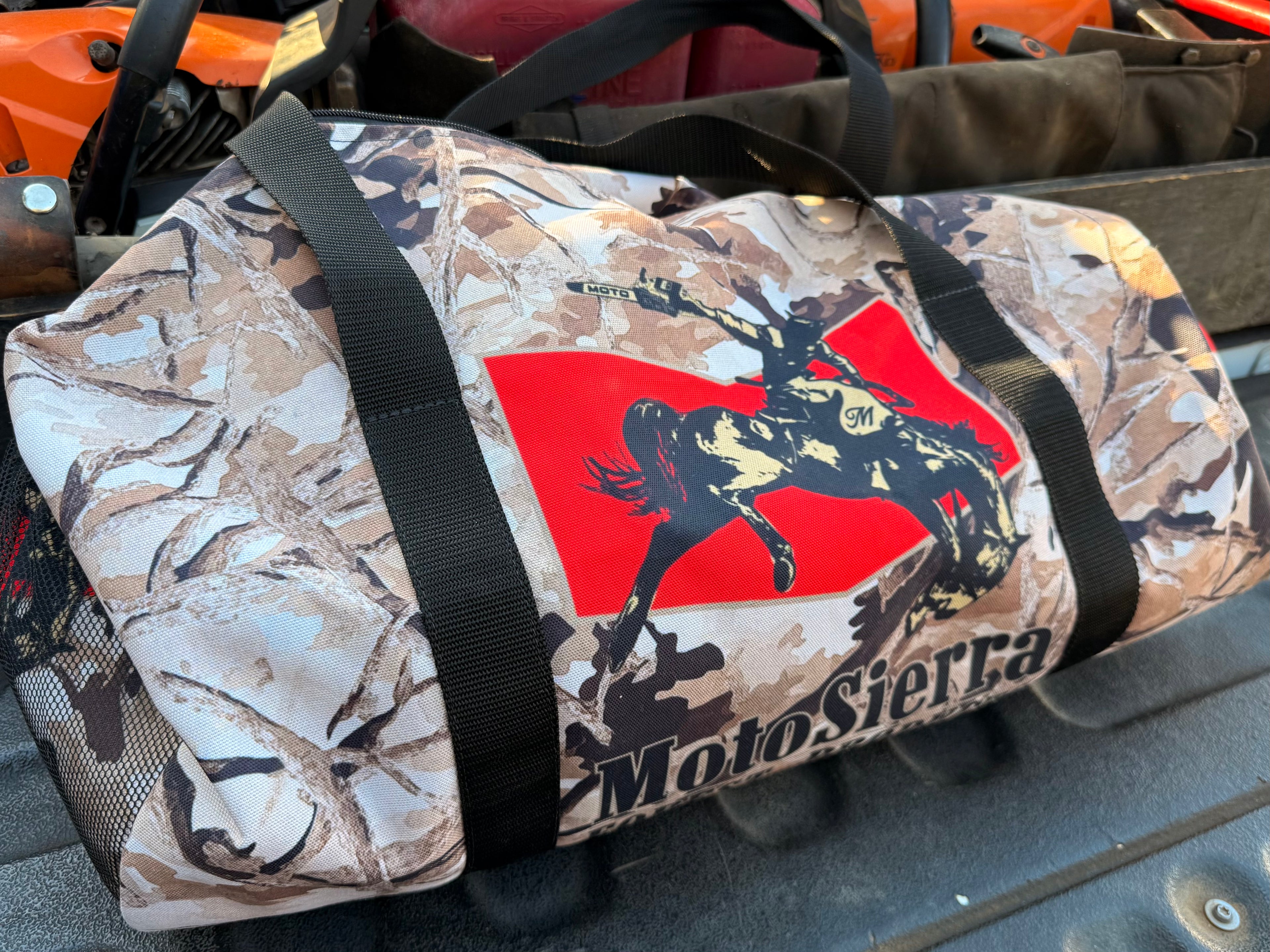 Desert Pattern Cowboy Logo Motosierra Adventure Duffel Bag - Perfect for Gym, Travel, Outdoor Activities, Gifts
