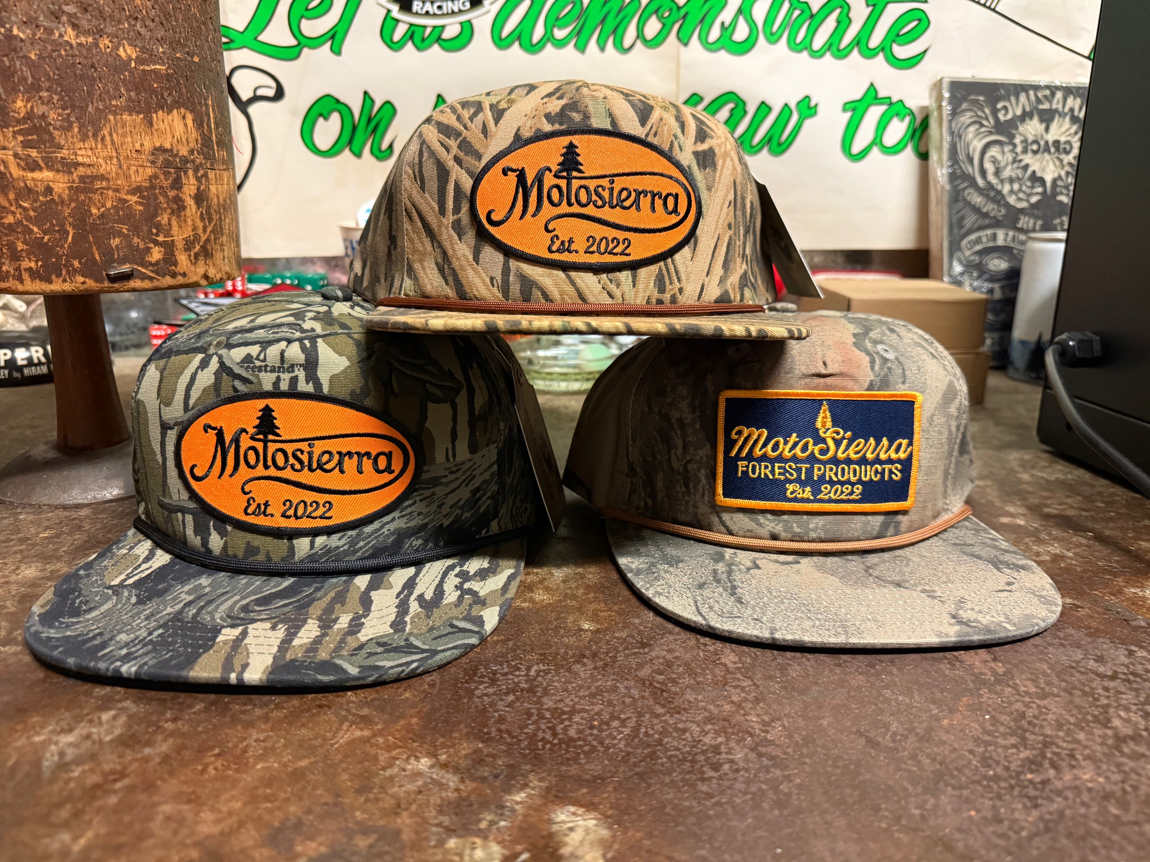 Square Ground Shadow Grass Snapback Hat