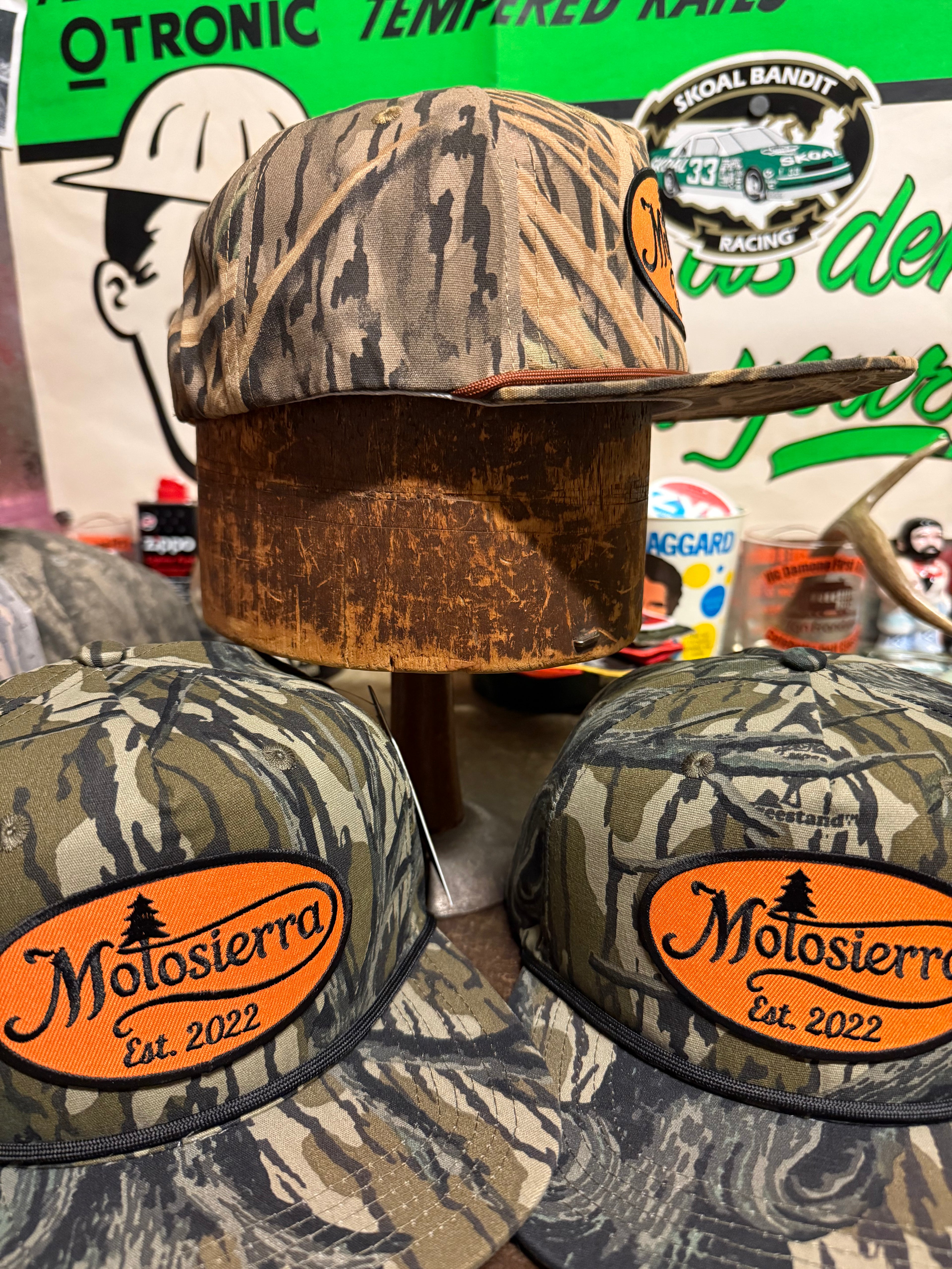 Square Ground Shadow Grass Snapback Hat
